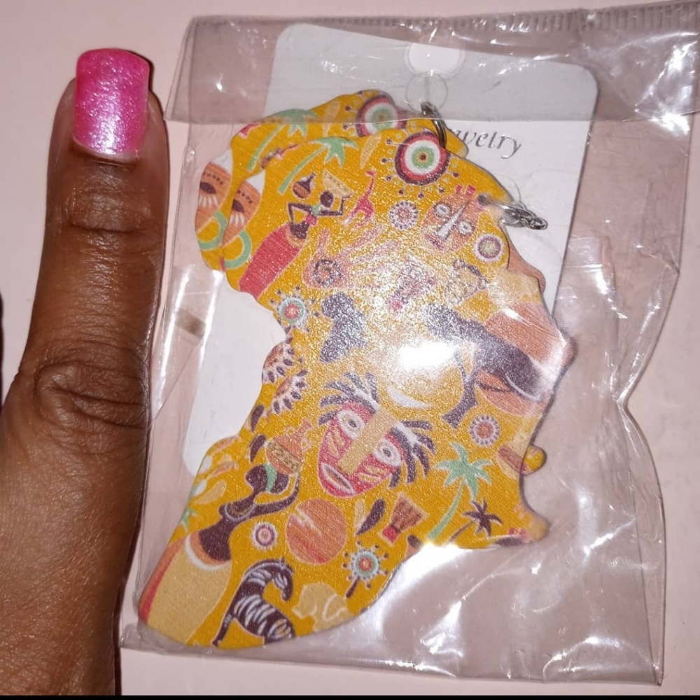 ✨4 For $25✨ - Picture 2 of 6
